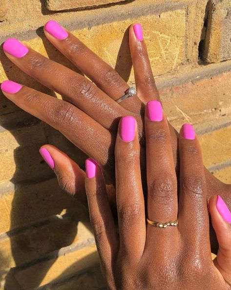 Short Nail Designs Two Colors, Salon Nail Colors, Spring Nail Colors 2024 Pink, Summer Nail 2024 Colors, Summer Nail Colors 2024 Dip, Spring Nails 2024 Solid Color, Watermelon Pink Nails, Gel Nails Hot Pink, Pink Nails 2024