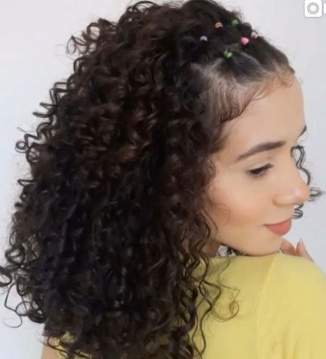 Cortes De Cabello, Curly Hair Videos, Cute Curly Hairstyles, Peinados Fáciles Para Cabello Corto, Curly Hair Inspiration, Curly Girl Hairstyles, Penteado Cabelo Curto, Brown Hair With Highlights, Curly Hair Tips