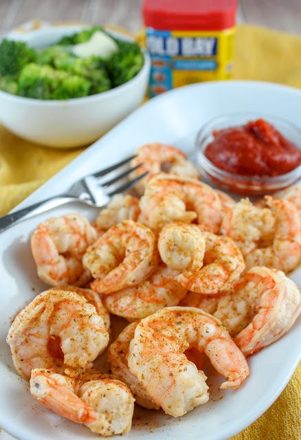 Shrimp With Old Bay Seasoning Recipes, Lightly Breaded Shrimp, Boiled Shrimp Old Bay, Steamed Shrimp Old Bay, Shrimp With Old Bay Seasoning, Steamed Shrimp Recipe, Cooking Raw Shrimp, Cajun Pasta Recipes, Jumbo Shrimp Recipes