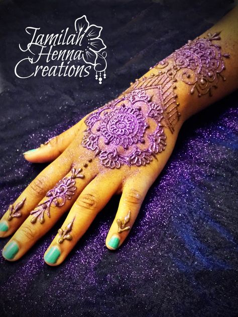 Mandala Henna with purple glitter www.JamilahHennaCreations.com Purple Henna, Tattoo Dark Skin, Xmen Oc, Mandala Henna, Tattoo Dark, Indian Henna, Henna Plant, Cover Black, Purple Glitter