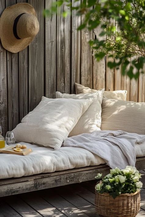 "Create a cozy outdoor retreat with a DIY Outdoor Daybed for your patio! 🛠️🌞 Perfect for lounging in style. #OutdoorDaybedDIY #PatioFurniture #CozyOutdoorSpace" Diy Outdoor Bed, Outdoor Daybed Diy, Diy Outdoor Daybed, Cozy Daybed, Outdoor Couch Diy, Daybed Outdoor, Diy Daybed, Basking In The Sun, Patio Daybed