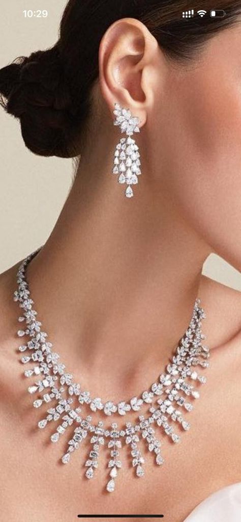 Diamond Necklace Designs, Diamond Necklaces, Necklace Designs, Western Fashion, Diamond Earrings, Diamond Necklace, Diamonds, Necklaces