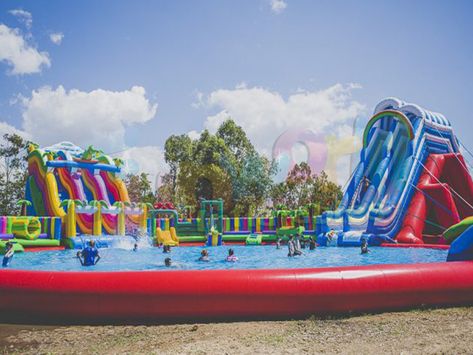 Water Slides Backyard, Cool Water Slides, Water Park Ideas, Inflatable Shark, Backyard Water Parks, Water Slide Bounce House, Inflatable Island, Water Theme Park, Playground Slide