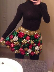 Christmas Bow Skirt, Diy Christmas Sweater, Diy Christmas Party, Diy Ugly Christmas Sweater, Ugly Xmas Sweater, Tacky Christmas, Christmas Skirt, Bow Skirt, Christmas Sweater Party