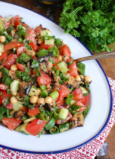 Eggplant Chickpea, Mediterranean Eggplant, Lemony Dressing, Salad Spinach, Salad Vegetarian, Recipes Salads, Mediterranean Meals, Eggplant Salad, Summer Vegetables