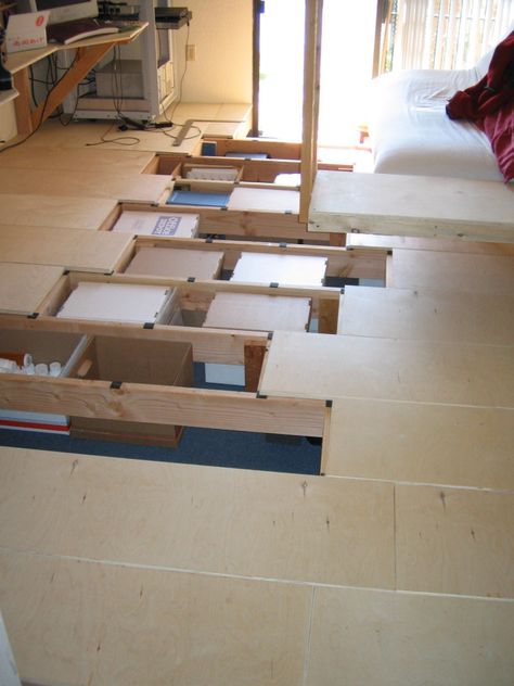 Under floor storage Under Floor Storage, Hidden Floor Storage, Japanese Storage Solutions, Underfloor Storage, Storage In Bedroom, Hidden Furniture, Small House Storage, Bedroom Office Space, Storage Solutions Bedroom