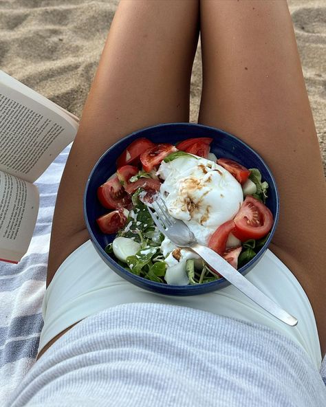 Healthy Summer Aesthetic, Healthy Meal Aesthetic, Healthy Era, Diet Aesthetic, Sommer Mad, Healthy Food Motivation, Think Food, Food Is Fuel, Summer 24