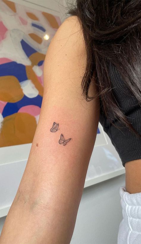 A Butterfly Tattoo, Tiny Butterfly Tattoo, Simple Butterfly Tattoo, Butterfly Tattoo Stencil, Butterfly Tattoos On Arm, Butterfly Hand Tattoo, Unique Butterfly Tattoos, Tiny Tats, Tato Minimal