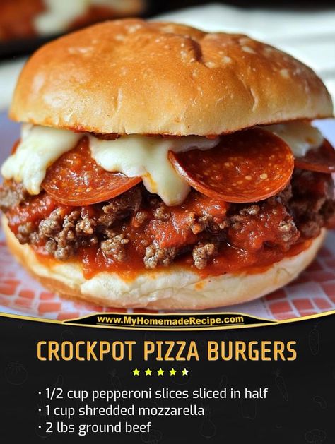 Crockpot Pizza, Beef Pizza, Slow Cooker Ground Beef, Juicy Burgers, Formula Recipes, Pizza Burger, Crock Pot Freezer, Pizza Burgers, Pizza Flavors