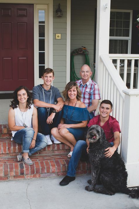 Front Porch Family Photos / Jordan Edens Photography / Tri-Cities Washington Photographer / Family Pose / Family Portrait / Family photos with the puppy / At home family photos Front Porch Family Pictures Photo Ideas, Front Porch Portraits, Family House Pictures, Family Photo Fireplace, Front Porch Family Photoshoot, Front Porch Photography, Family Photo In Front Of House, Family Pictures In Front Of House, Porch Family Photoshoot