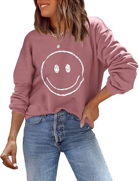 Cute Trendy Vintage Graphic Sweatshirts Casual Loose Long Sleeve Crewneck Tops Attractive Clothing, Crewneck Sweatshirt Women, Casual Tunics, Loose Long Sleeve, Sweatshirt Cute, Branded Sweatshirts, Happy Face, Smile Face, Smiley Face