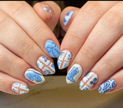 Blue Mismatched Nails, White Nails Beach, Korean Gel Polish, Manicure Gel Nails, Quilted Nails, Pink Tulle Prom Dress, Book Nails, Cowboy Nails, Country Nails