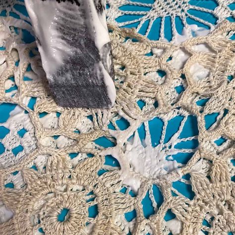 How to Repurpose Crochet Doily to Make Doily Wall Art - Sabrinas Organizing Doilies In Frames, Doily Wall Art Diy Canvas, Ideas For Doilies, Doily Art Canvas, Repurpose Doilies Upcycle, How To Frame Doilies, Repurposed Canvas Art, Framed Doilies Wall Art, Doilies Crafts Repurposed