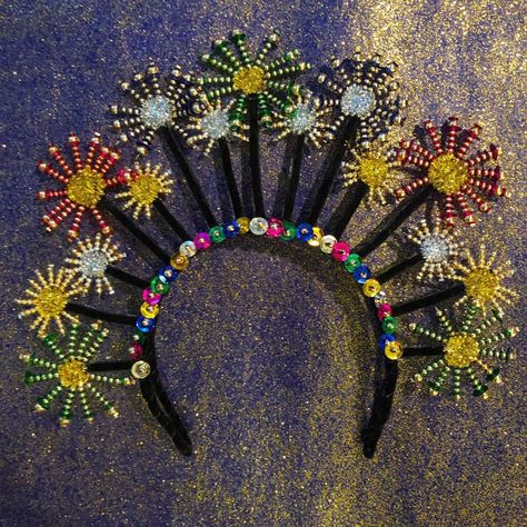 Fireworks Costume, Firework Headband, Firework Costume, Junk Kouture, Crazy Hat, Crazy Hat Day, Hat Day, Crazy Hats, Hair Adornments