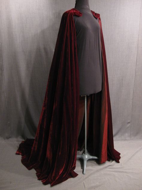 Shakespeare Festival, Festival Costume, Manga Clothes, Red Costume, Fashion Design Patterns, Festival Costumes, Capes For Women, Burgundy Velvet, Prom Outfits