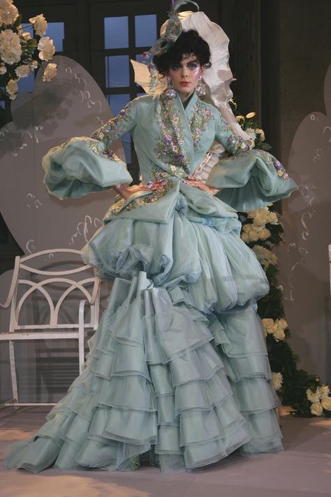 Galliano Dior, Dior Collection, Runway Fashion Couture, Christian Dior Haute Couture, Dior Haute Couture, Couture Mode, Dior Couture, Historical Fashion, Versailles