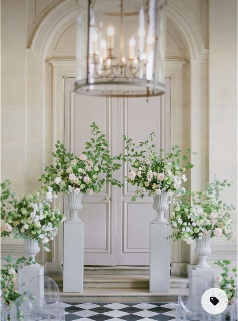 Inside Flowers, Flower Urn, Fox Wedding, Bouquet Vase, Altar Arrangement, Wedding Altars, Tall Centerpieces, Wedding Ceremony Flowers, Ceremony Inspiration