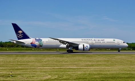 Saudia Boeing 787-10 Dreamliner HZ-AR26 NEOM Special Livery Luxury Boeing 747, Miat Mongolian Airlines, Boeing 787 9 Dreamliner, Jetblue Airlines, Boeing 787, Boeing 787-10 Dreamliner, Civil Aviation, Aircraft Pictures