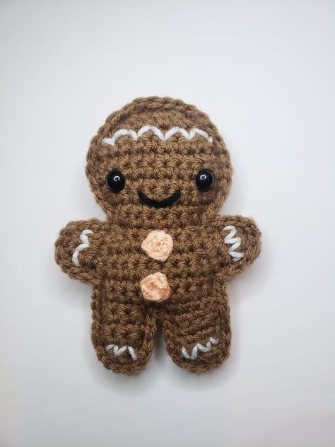 Crochet Gingerbread Man, Thanksgiving Crochet Patterns, Scrubbies Crochet Pattern, Crochet Gingerbread, Gingerbread Activities, Thanksgiving Crochet, Large Crochet Hooks, Gingerbread Lady, Gingerbread Crafts