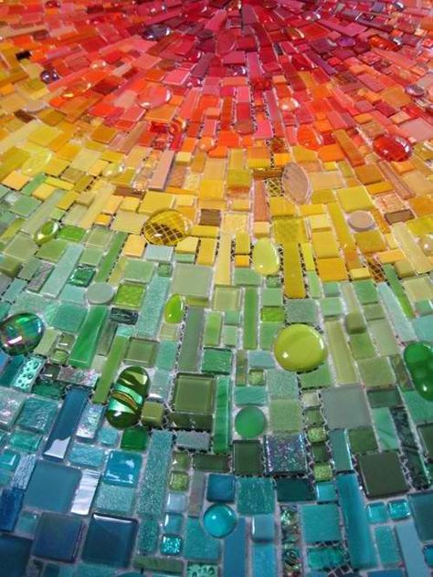 Let It Rain Down Color Rainbow Mosaic, Mosaic Tile Art, Mosaic Madness, Glass Mosaic Art, Mosaic Ideas, Round Metal Wall Art, Mosaic Artwork, Mosaic Table, Unusual Things