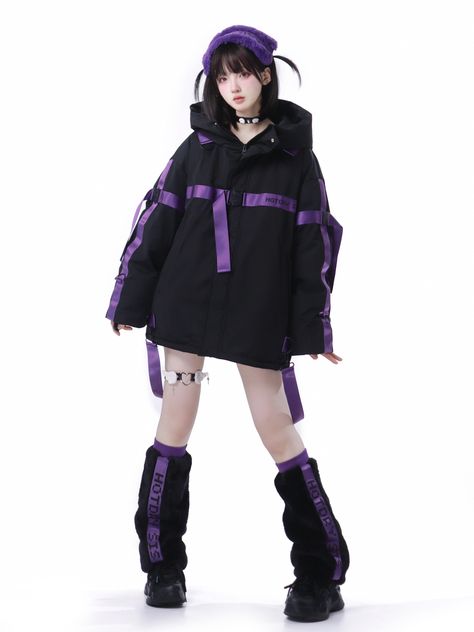 This price is for a coat only, others are not included.   	 		 			Size 			M 			L 			XL 		 		 			Full Length 			74 			78 			82 		 		 			Bust 			136 			144 			152 		 		 			Sleeve Length 			54 			56 			58 Kawaii Cyberpunk Outfits, Black And Purple Clothes, Purple Cyberpunk Outfit, Purple Techwear, Cyberpunk Outfit Ideas, Comfortable Stylish Outfits, Toast Fashion, Cyberpunk Fashion Women, Landmine Girl