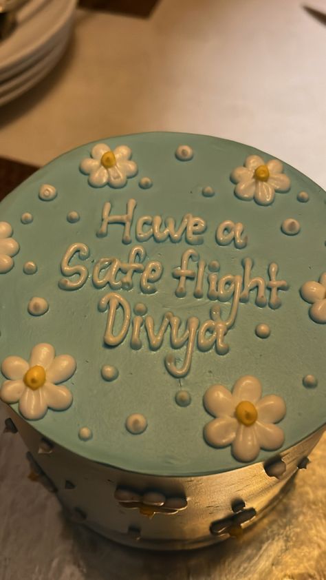 Safe Flight Wishes, Journey Cake, Happy And Safe Journey, Have A Good Flight, Farewell Party Decorations, Farewell Cake, Fly Safe, Have A Safe Flight, Safe Flight