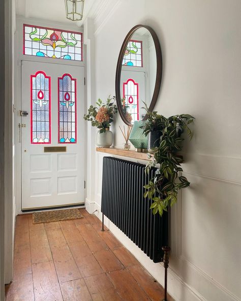 Stacey Dyer on Instagram: “Progress! Panelling is complete (apart from the dado rail) and we finally have our @bestheatinguk radiator hung. We’ve had a radiator cover…” Small House Uk, Flat Hallway Ideas, 1930 House Renovation, Edwardian Hallway, Terrace House Interior, Cottage Hallway, Stairs And Hallway Ideas, Painted Radiator, Victorian Hallway