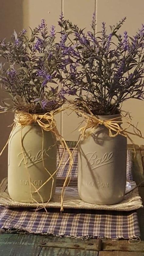 Spring Mason Jar Crafts, Lilac And Sage, Mason Jars Ideas, Spring Mason Jar, Mason Jar Craft, Jars Ideas, Distressed Mason Jars, Aquarium Gravel, Bee Creative