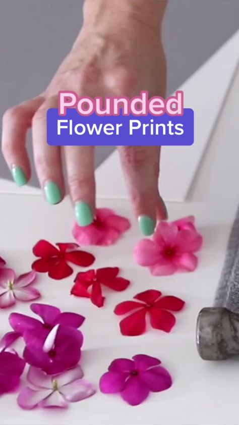 Create inexpensive and chic wall art using the flower pounding method. 🌸 #DIYProjects #TipsAndTricks #HomeDecor #LearnWithMe #Art Crafts Using Flowers, Flower Printing On Paper, Flower Print Painting, Dry Flowers Painting, Press Flower Art, Pounded Flower Art, Pressed Flower Print, Flower Pounding Art, Dried Flowers Cards Ideas