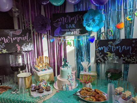 Under the sea gender reveal party. Mermaid or Merman ?! Mermaid Or Pirate Gender Reveal Decor, Mermaid Or Fisherman Gender Reveal, Under The Sea Gender Reveal Ideas, Under The Sea Gender Reveal, Sea Gender Reveal, Mermaid Gender Reveal, Gender Reveal Theme Ideas, Reveal Nails, Disney Gender Reveal