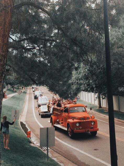 July 4th Aesthetic, Parade Aesthetic, July Mood Board, Romance Book Aesthetic, Daily Aesthetic, 4th Of July Parade, Reading Romance, Money Aesthetic, Bucket Lists