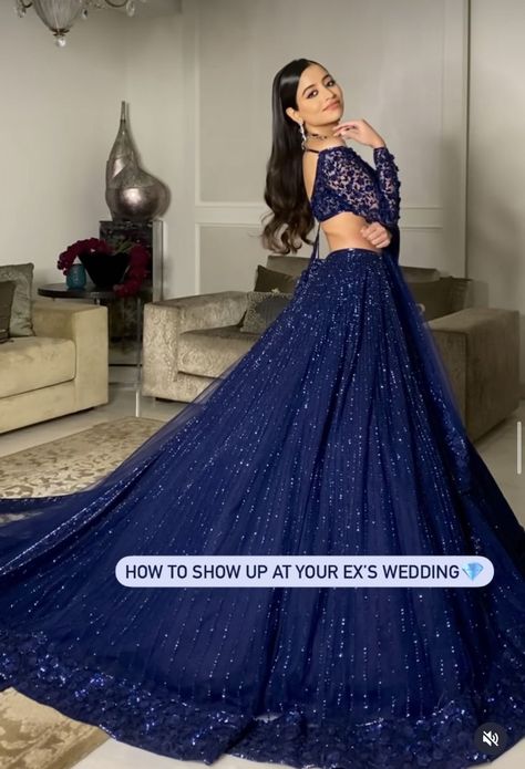 Blue Lehnga Dress, Sangeet Outfit Bridal Blue, Blue Reception Lehenga, Reception Look Bride Indian Lehenga, Blue Lehenga Bridal, Pretty Lehengas, Lengha Designs, Lehenga Tops, Lehenga Poses