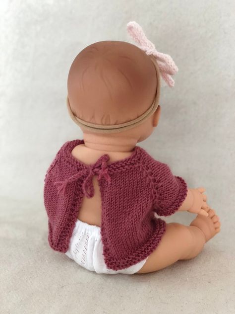 Miniland Doll, Baby Doll Clothes, Baby Born, Doll Crafts, Vintage Dolls, Baby Doll, Baby Knitting, Baby Dolls, Knit Crochet