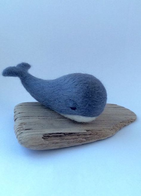 Felted Whale, 3d Felting, Felt Whale, Lunar Tide, Crafty Hobbies, Felt Fish, Felt Craft Projects, Animal Templates, Needle Felting Ideas