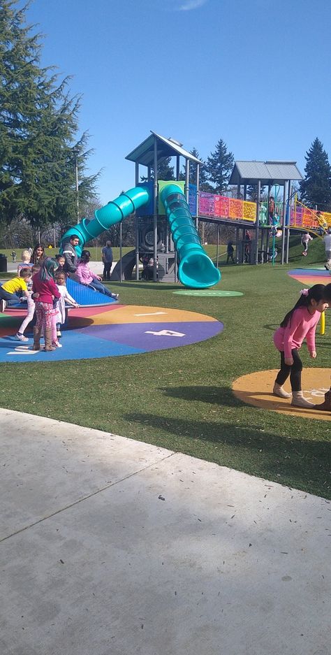 Empty Playground Aesthetic, Playground 2000s, Park With Playground Aesthetic, Nostalgic Playground, New York Playground, Chuck E Cheese, Parks And Recreation, Park Slide, Real Life