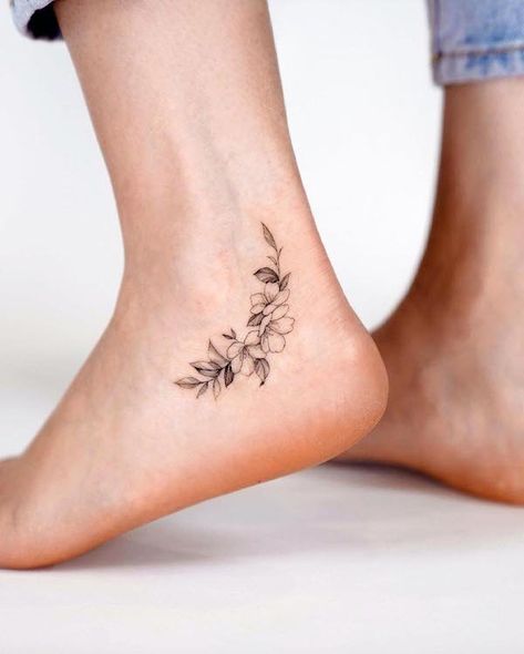 58 Stunning Ankle Tattoos for Women - Our Mindful Life Ankle Tattoos For Women Classy, Lily Ankle Tattoo, Simple Ankle Tattoos, Flower Foot Tattoo, Classy Tattoos For Women, Tattoo Nails, Our Mindful Life, Ankle Tattoos For Women, Red Spider Lily