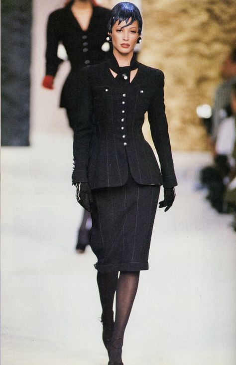 Chanel Haute Couture A/W 1992-3 | Christy Turlington, | barbiescanner | Flickr Christy Turlington Chanel, Hours Riding, Haute Couture Runway, Vintage Haute Couture, Runway Magazine, 80s Women, Runway Fashion Couture, Office Chic, Chanel Haute Couture