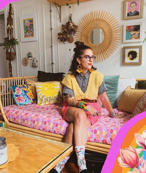 Policy analyst by day + vintage queer always, NYC-based fashion influencer/blogger Alix Marissa says clothing is power. Alix isn’t afraid to mix bold, colorful patterns, creating the fun, funky, maximalist outfits they’re known for on the gram. #fashion #style #vintagestyle #vintagefashion #newyorkfashionblogger #streetfashionstyle #queerfashion #vintagestyle #vintageclothing3d Playful Style Outfits, Funky Artist Style, Kitsch Fashion Style, Fun Office Outfits, Funky Outfits Aesthetic, Colorful Outfits Spring, Policy Analyst, Preppy Maximalist, Vintage Queer