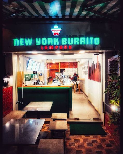 New York Burrito Company is a chain of restaurants serving Mexican cuisine. The Fast Casual Dining restaurant offers a simple ambiance and the pocket-friendly menu offers an exclusive range of food and drinks. The diners can make their own Burrito and Mexican bowl by choosing the fillings and topping as per their choice. Food New York, Mexican Bowl, Dining Restaurant, Casual Dining Restaurant, Fast Casual, Restaurant Offers, Casual Dining, Burritos, New Recipes