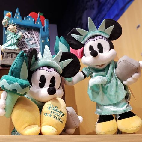 Times Square Disney Store Fans on Instagram: “Minnie Liberty is a Times Square exclusive and perfect NYC souvenir!” Disney Store Times Square, Disneyland Merch, Nyc Souvenirs, New York Souvenirs, Disneyland Aesthetic, Summer In Nyc, Future Board, Disney Souvenirs, Vision Board Goals