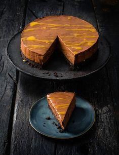 Dark Chocolate Cheesecake Recipe with Passion Fruit Check out our chocolaty, no-bake cheesecake recipe with a quick passion fruit coulis. This decadent dessert is really impressive and only takes 40 minutes to make #chocolatecheesecake Dark Chocolate Cheesecake Recipes, Passion Fruit Cheesecake, Fruit Coulis, Easy Chocolate Cheesecake, Dark Chocolate Cheesecake, Passionfruit Cheesecake, Chocolate Cheesecake Recipe, Fruit Cheesecake, Passionfruit Recipes