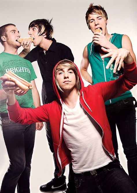 Just be like, "hot dog,  yo !" Zack Merrick, Jaime Preciado, Alan Ashby, Alex Gaskarth, Low Band, Tonight Alive, Mayday Parade, Warped Tour, All Time Low