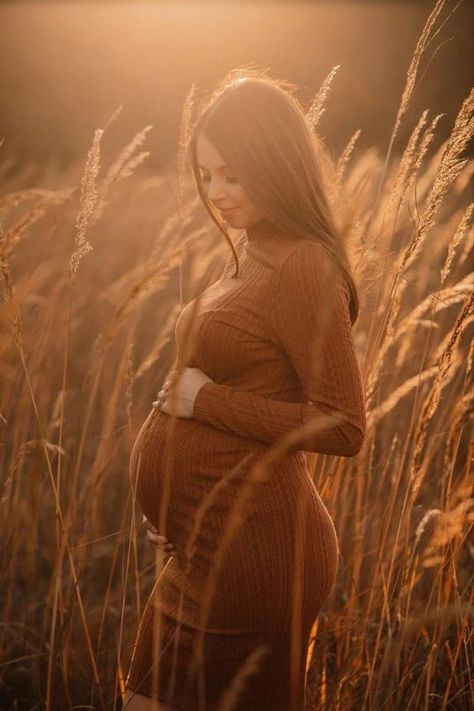 13 Fall Maternity Shoot Ideas: Fun & Elegant Maturity Photoshoot Pumpkin Patch, Maternity Photo Location Ideas, Casual Maternity Outfits Photoshoot Fall, Fall Maternity Photos Casual, Maternity Dresses For Photoshoot Fall, Arboretum Maternity Shoot, Moody Outdoor Maternity Photos, Fall Maternity Poses, Fall Maternity Photos Single Mom