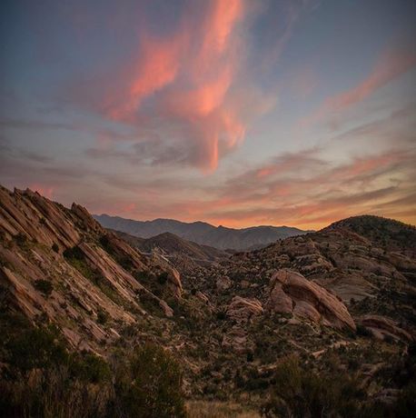 Santa Clarita California, Vasquez Rocks, Santa Clarita, Winery Tours, Beautiful Architecture, Hiking Trails, Natural Beauty, Great Places, Hiking