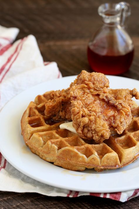 Fried Chicken and Waffles with Hot Sauce Maple Syrup | #infatuation #nomz #eeeeeats Waffles Vegan, New Chicken Recipes, Fried Chicken And Waffles, Chicken Recipes Boneless, Healthy Chicken Recipes Easy, Vegan Chicken, Waffle Fries, Buttermilk Fried Chicken, Cooking Bacon