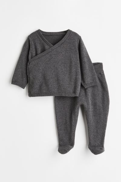 2-piece Knit Cotton Set - Dark gray melange - Kids | H&M US 1 Gray Clothes, Baby Boy Outfit Ideas, Boy Outfit Ideas, Fall Market, My Future Family, H&m Baby, Baby Wardrobe, Baby 5, Baby Boy Clothing