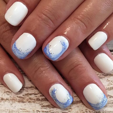 Sanctuary Spa at Tradition on Instagram: “💙 Beautiful #waves inspired by @marienails 💙 #nailsbyjustine #vacationnails #keywest #florida #wavenails #oceannails #nauticalnails…” Nail Art Waves, Beach Wave Nails, Keywest Florida, Aztec Nails, Nautical Nails, Wave Nails, Homemade Face Cream, April Nails, Chevron Nails