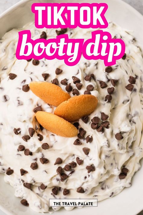 This TIktok booty dip is trending now! Perfect for large groups of parties and family night, you can dip anyhting in this dip like crackers and refreshing fruits! Whip this up with only a few ingredients and in hardly any time at all! Try out this booty dip for your next get-together! Cream Cheese Cracker Dip, Cream Cheese And Marshmallow Fluff, Graham Cracker Dip, Easy Dessert Dips, Dessert Dip Recipes, Cool Whip Desserts, Cracker Dip, Sweet Appetizer, Dessert Dip