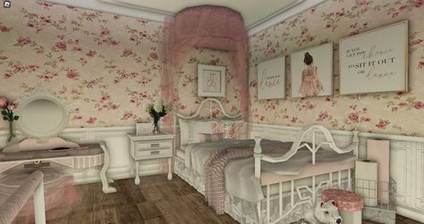 Bloxburg Fairycore Bedroom, Bloxburg Wall Decals Coquette Pink, Bloxburg Fancy Bedroom Ideas, Bloxburg Inspo Bedroom, Bloxburg Bedroom Ideas Coquette, Bloxburg Castle Room Ideas, Croquette Bloxburg House, Victorian Bloxburg Interior, Coquette House Exterior Bloxburg