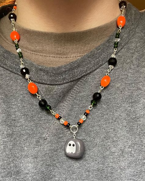 It’s finally done!🍂🎃 Made this beautiful ghost necklace for next months market!👻 #halloween #halloweenjewelry #halloweencrafts #diyjewelry #handmadejewelry #etsyseller #falljewelry #beadedjewelry #beads #market #smallbusiness Halloween Beaded Necklace, Ghost Necklace, Easy Crafts To Sell, Halloween Beads, Fall Jewelry, Halloween Jewelry, Jewelry Inspo, Halloween Art, Art Market